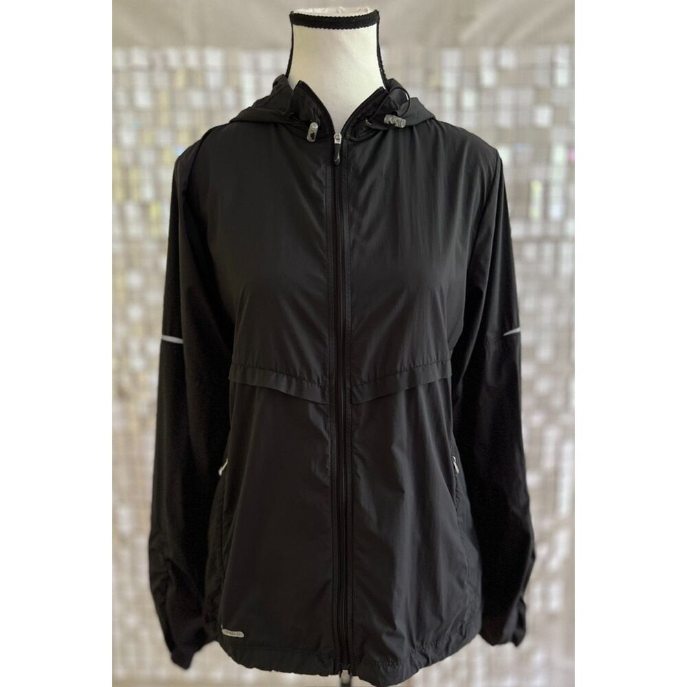 Saucony Women's Runshield Jacket. Size M.